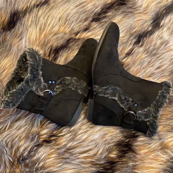 Bay Studio Ankle boots - Picture 3 of 9